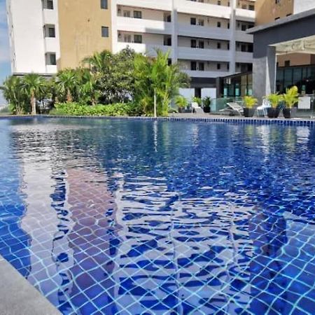 Seaview Dwharf Family Suit Private Port Dickson Buitenkant foto