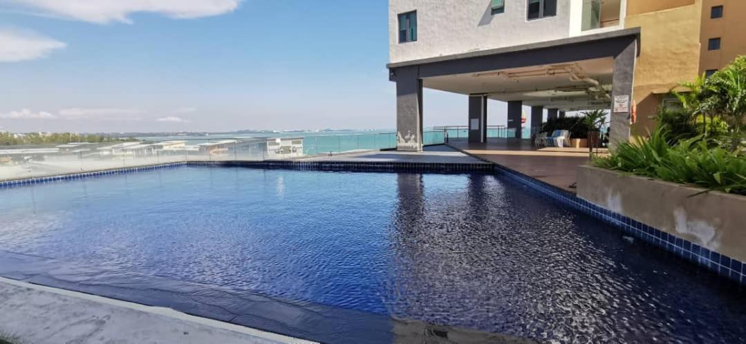 Seaview Dwharf Family Suit Private Port Dickson Buitenkant foto